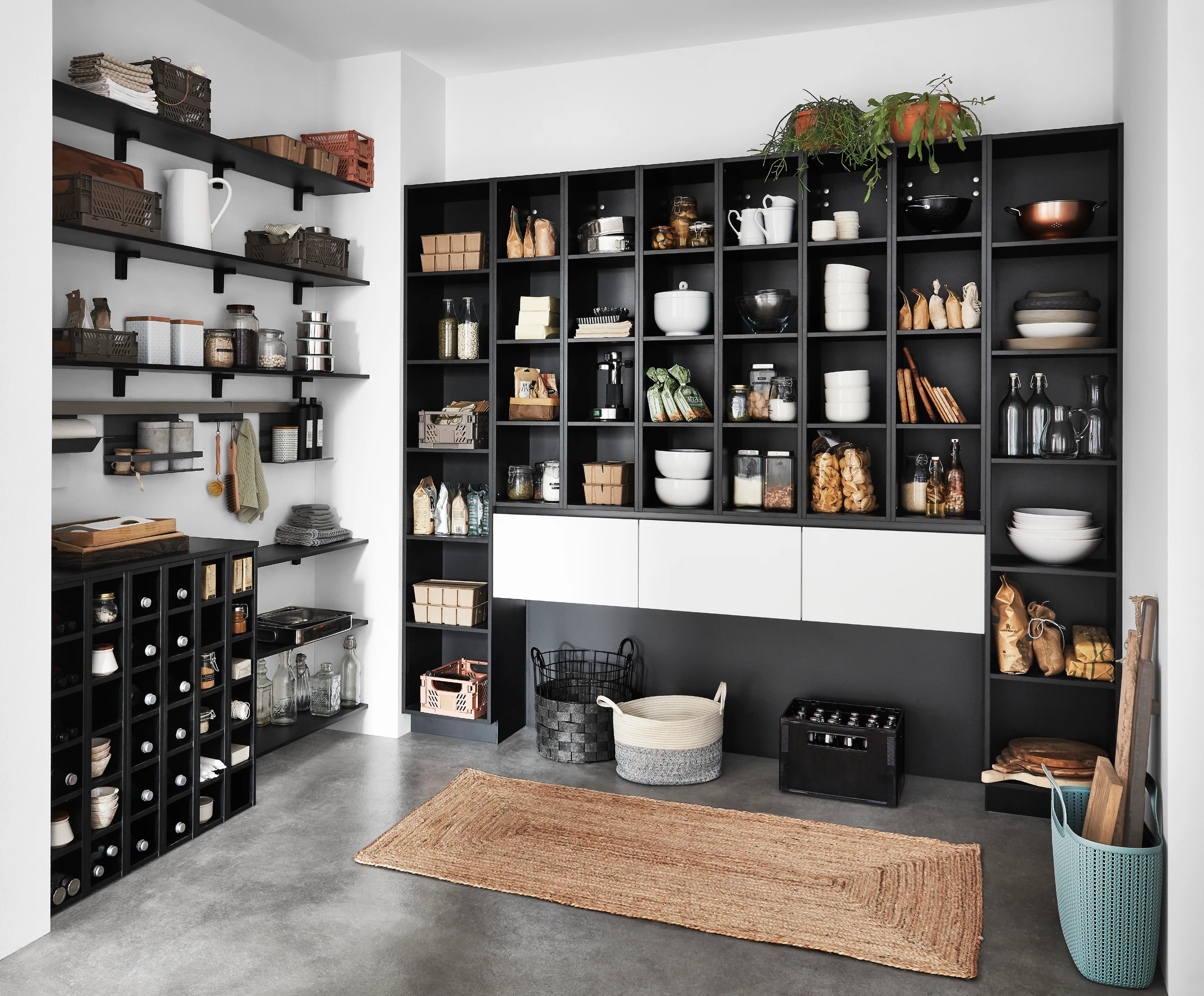 Crystal kitchen collection featuring glass-effect Titanio matt finish with metallic sheen